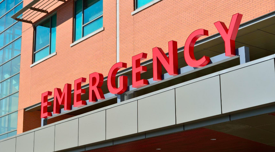 Sign for an emergency room at a hospital