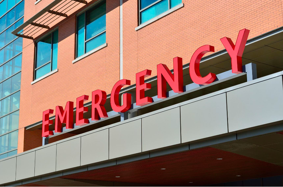 Sign for an emergency room at a hospital